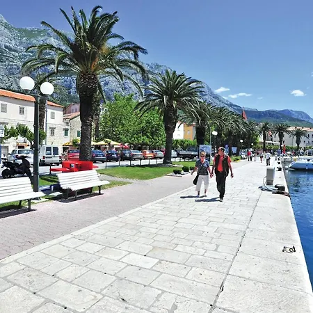 Apartment Beautiful In Makarska